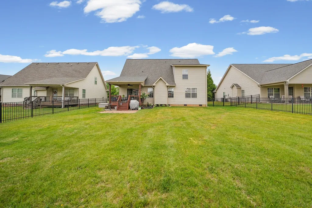 1141 Old Duke Drive Clarksville TN 37043