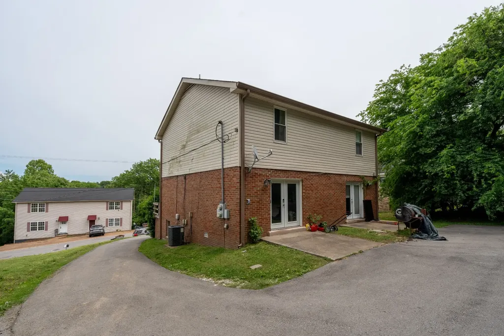 3316 Niagara Drive Nashville TN 37214