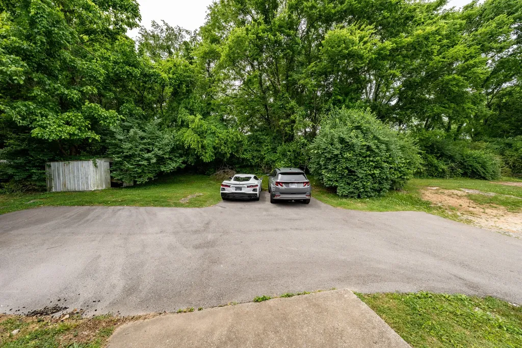 3316 Niagara Drive Nashville TN 37214