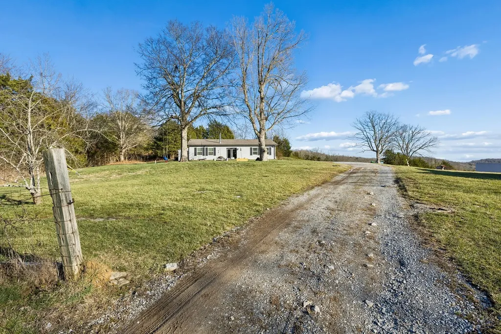 2370 Patton Hollow Road Watertown TN 37184