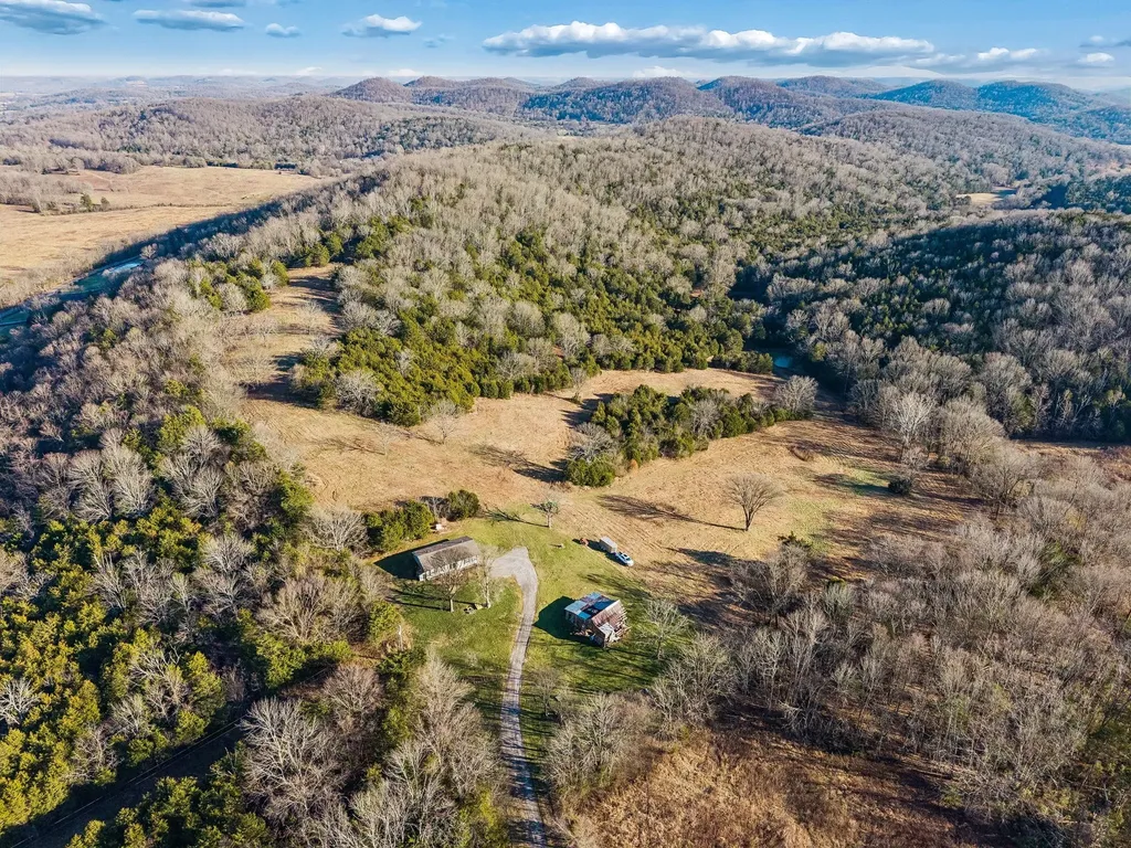2370 Patton Hollow Road Watertown TN 37184