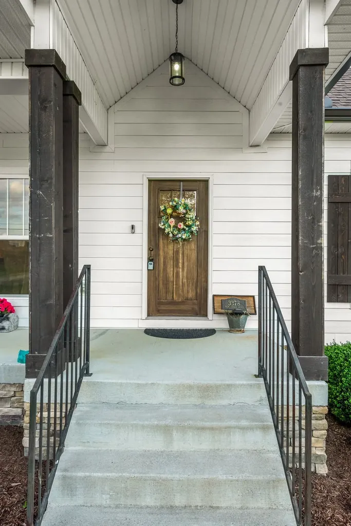 3378 New Hall Road Greenbrier TN 37073