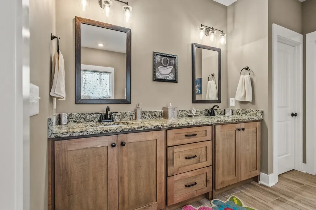3378 New Hall Road Greenbrier TN 37073