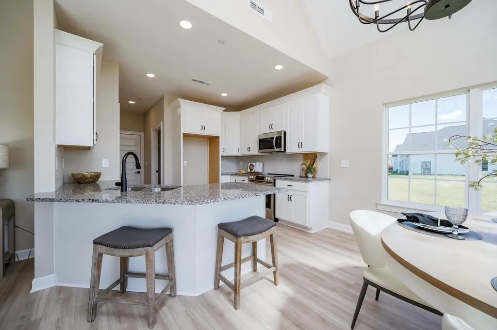 3407 Stonehorn Drive Bell Buckle TN 37020