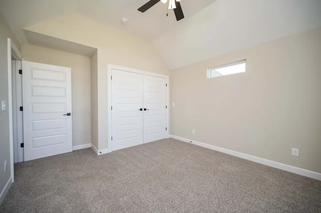 3407 Stonehorn Drive Bell Buckle TN 37020
