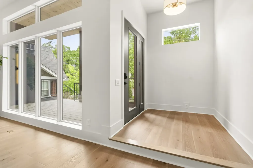 3205B Acklen Avenue Nashville TN 37212
