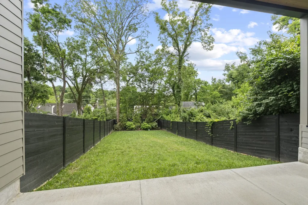 3205B Acklen Avenue Nashville TN 37212