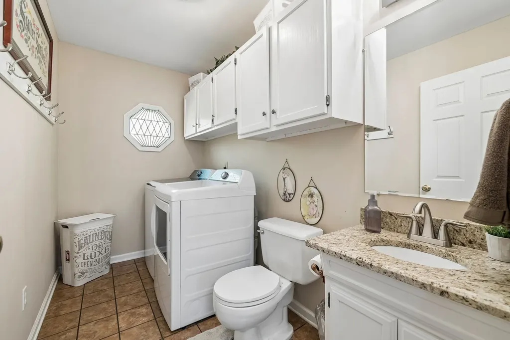 1128 Stillhouse Road White House TN 37188
