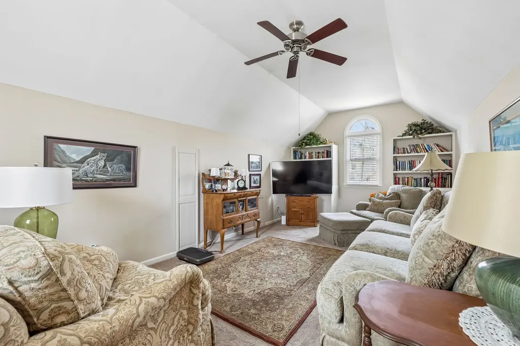 1128 Stillhouse Road White House TN 37188