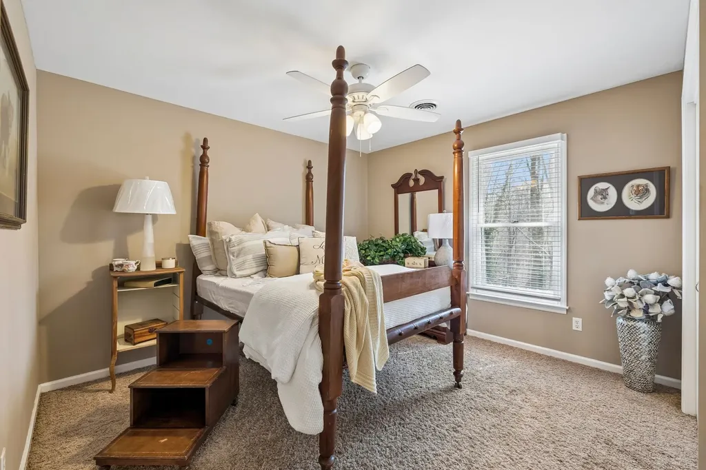 1128 Stillhouse Road White House TN 37188