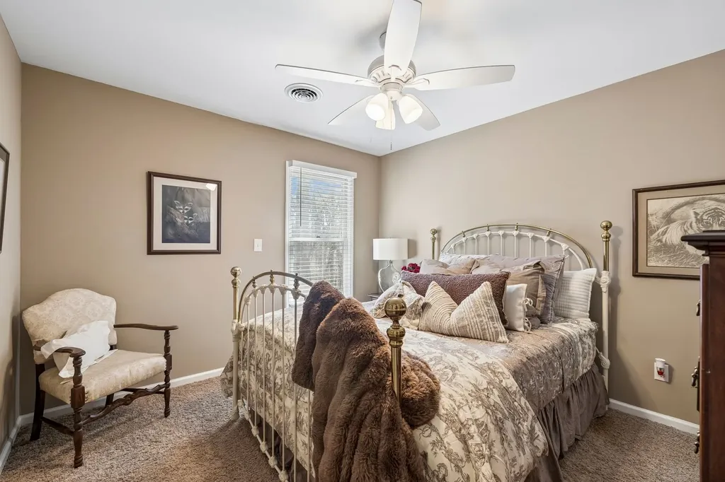 1128 Stillhouse Road White House TN 37188