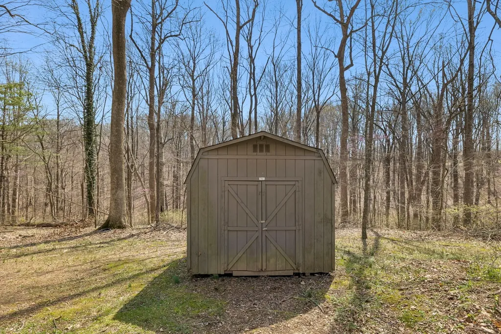 1128 Stillhouse Road White House TN 37188