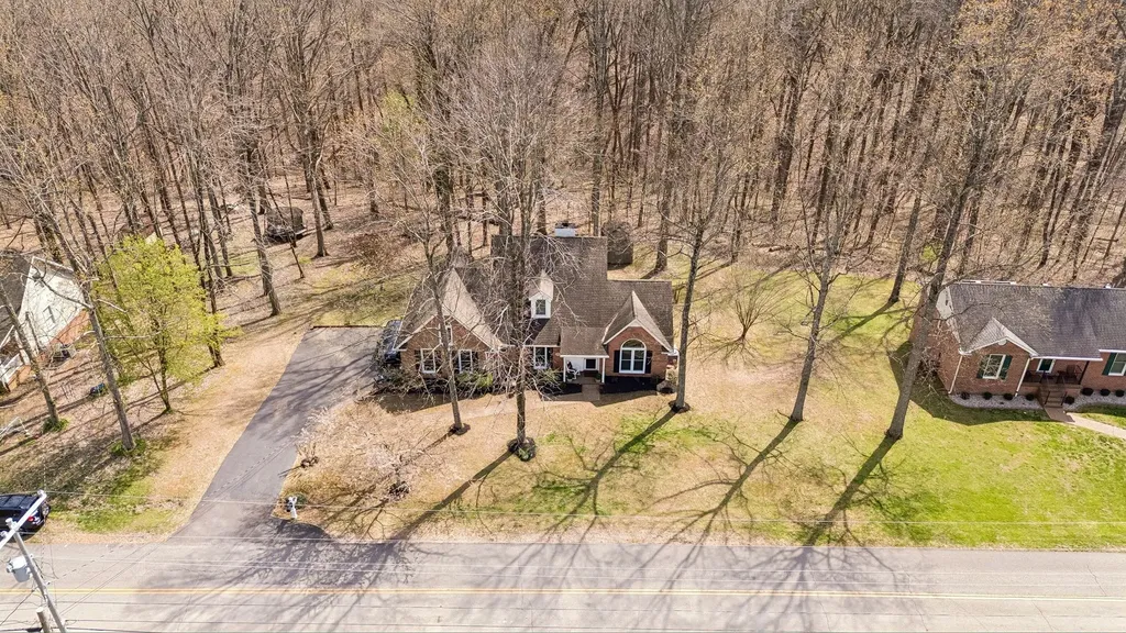 1128 Stillhouse Road White House TN 37188