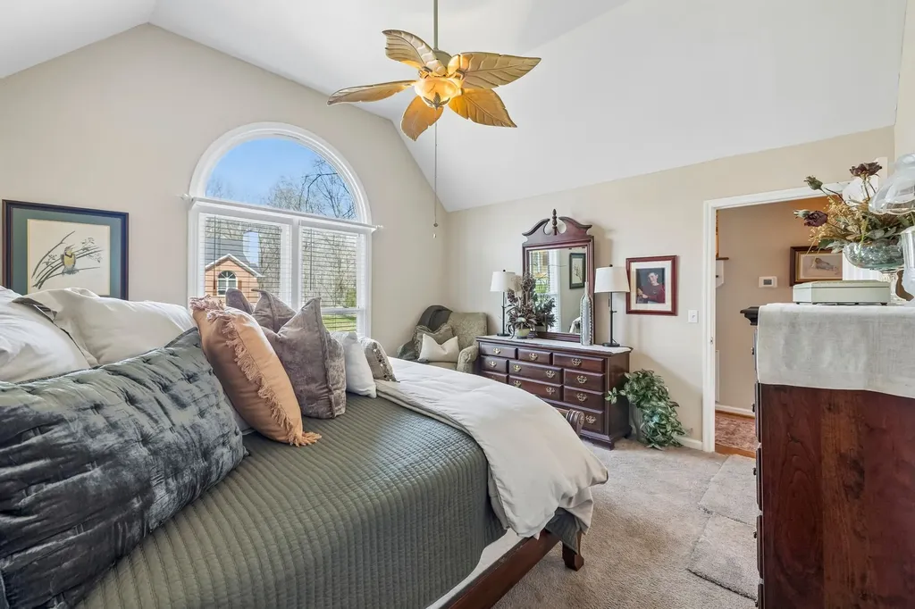 1128 Stillhouse Road White House TN 37188