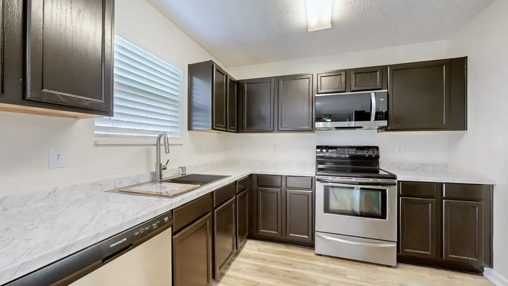 2131 Carlton Lane Thompsons Station TN 37179