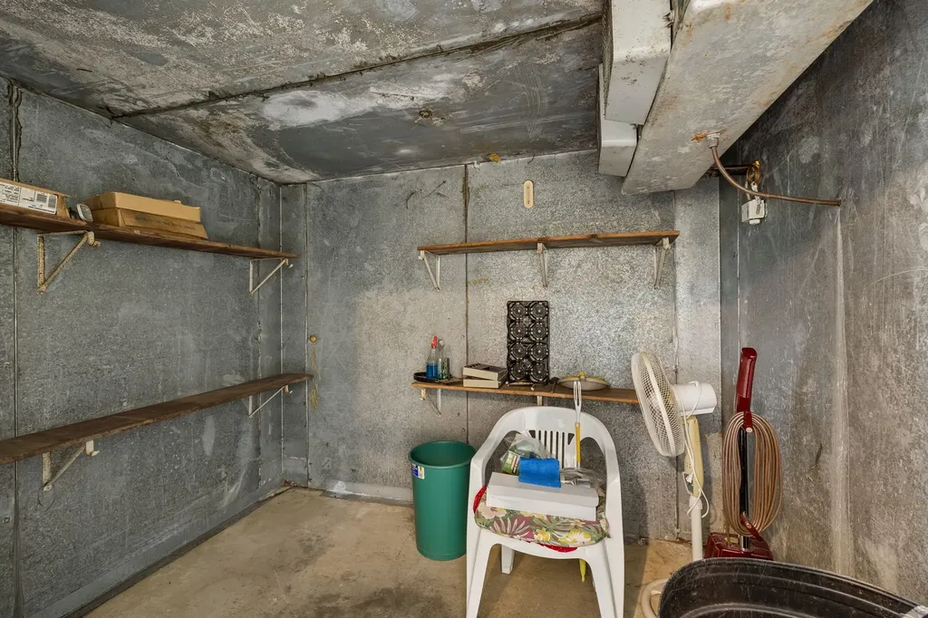 77 Main St, E Gordonsville TN 38563