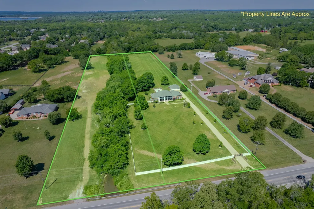 1916 S Mount Juliet Road Mount Juliet TN 37122