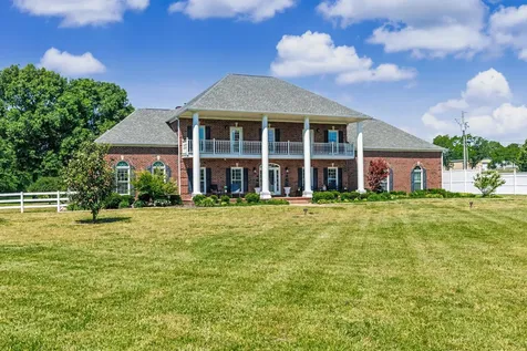 1916 S Mount Juliet Road Mount Juliet TN 37122