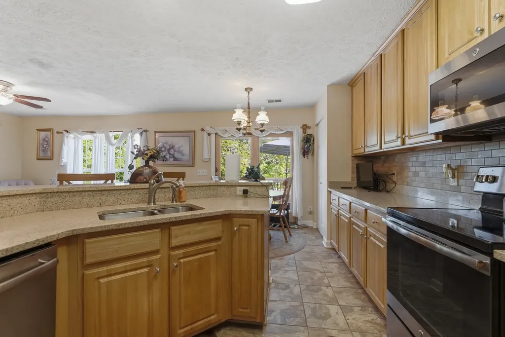 2733 Welshcrest Drive Antioch TN 37013