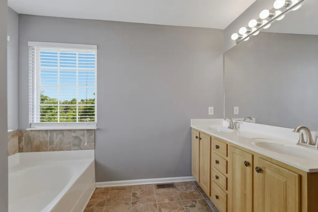 2733 Welshcrest Drive Antioch TN 37013