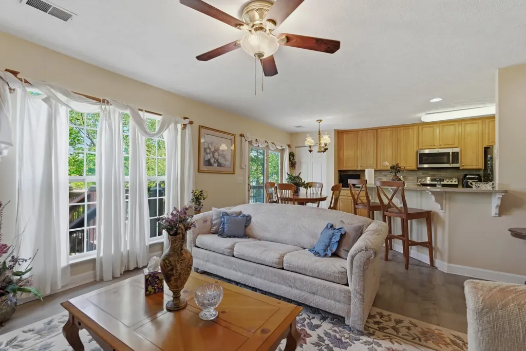 2733 Welshcrest Drive Antioch TN 37013
