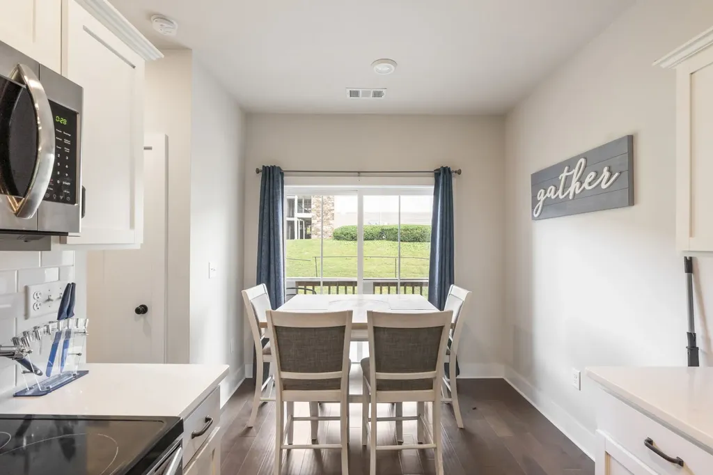 450 Glastonbury Road Nashville TN 37217
