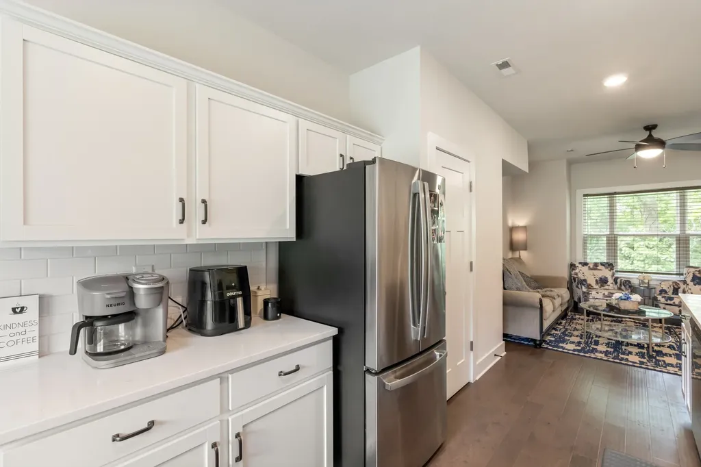 450 Glastonbury Road Nashville TN 37217