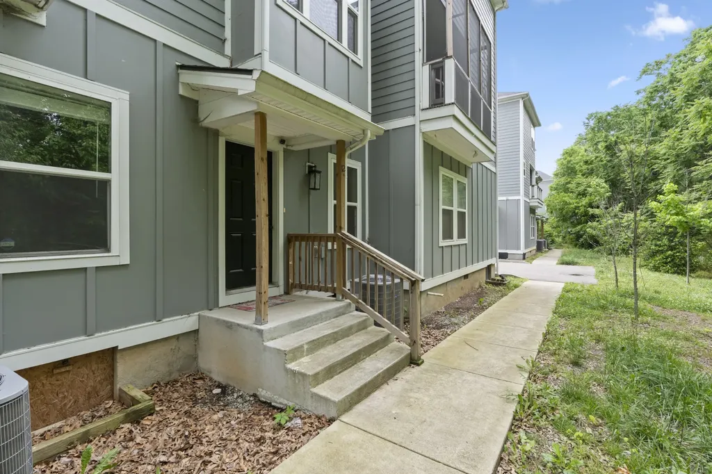 450 Glastonbury Road Nashville TN 37217