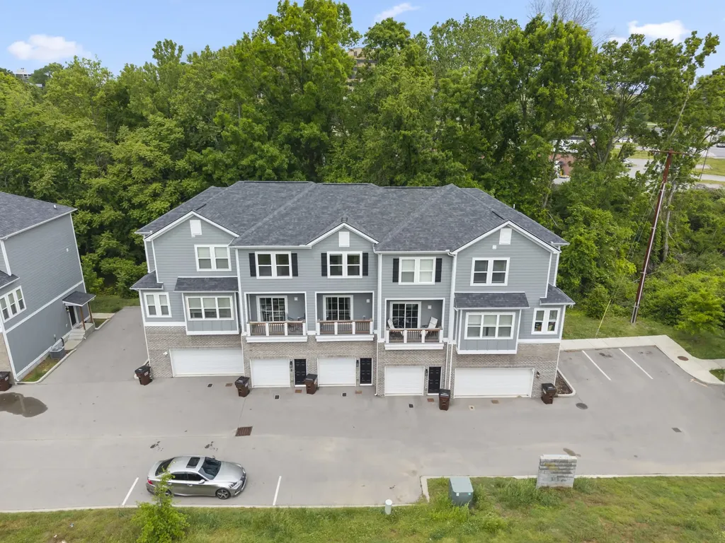 450 Glastonbury Road Nashville TN 37217