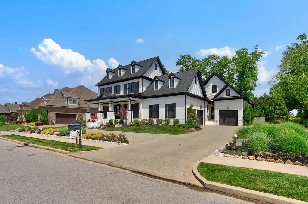 1483 Boardwalk Place Gallatin TN 37066
