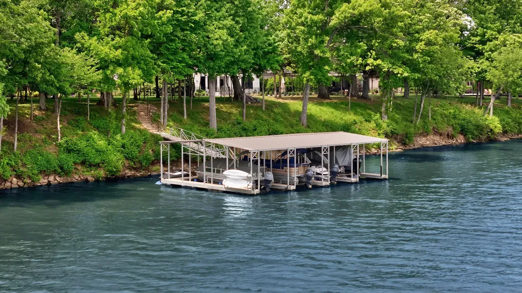 1483 Boardwalk Place Gallatin TN 37066