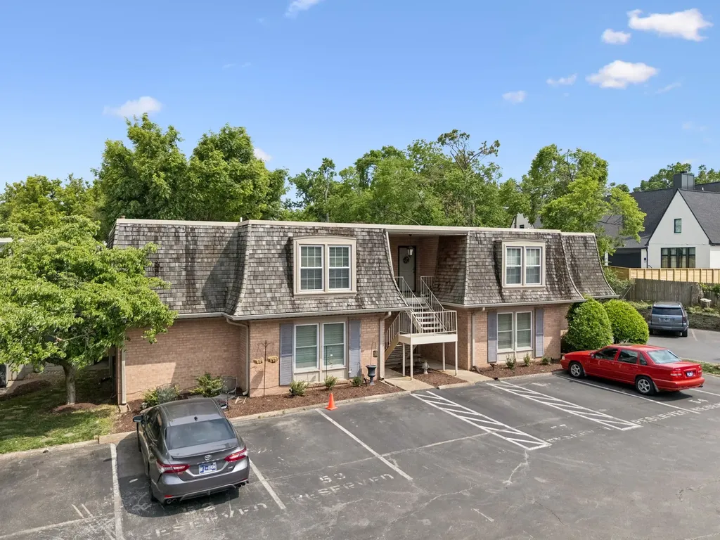 3000 Hillsboro Pike Nashville TN 37215