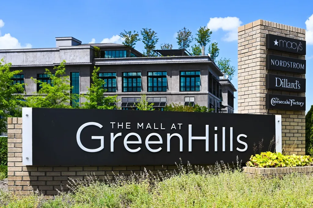 3000 Hillsboro Pike Nashville TN 37215