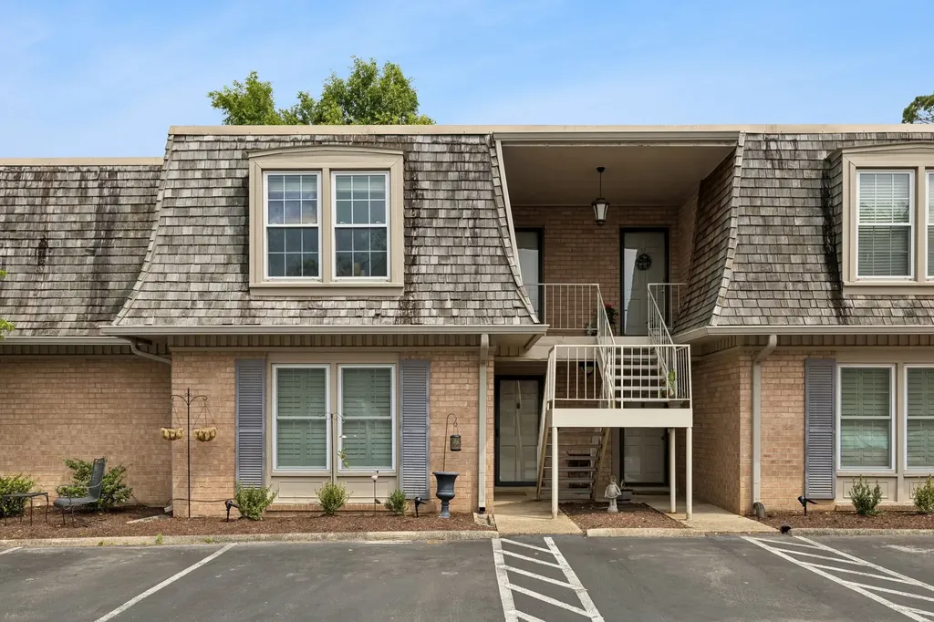3000 Hillsboro Pike Nashville TN 37215
