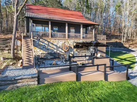 1956 Vanzant Bend Road Belvidere TN 37306