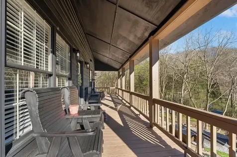 1956 Vanzant Bend Road Belvidere TN 37306