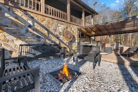 1956 Vanzant Bend Road Belvidere TN 37306