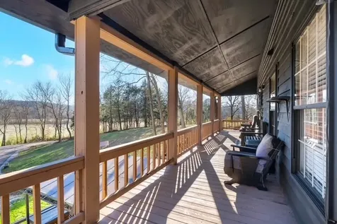 1956 Vanzant Bend Road Belvidere TN 37306