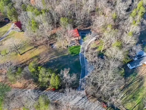 1956 Vanzant Bend Road Belvidere TN 37306