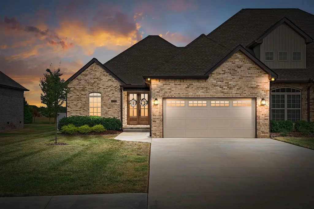1049 Veridian Drive Clarksville TN 37043