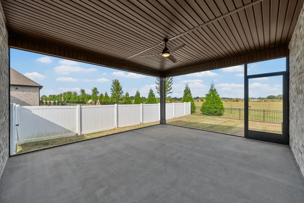 1049 Veridian Drive Clarksville TN 37043