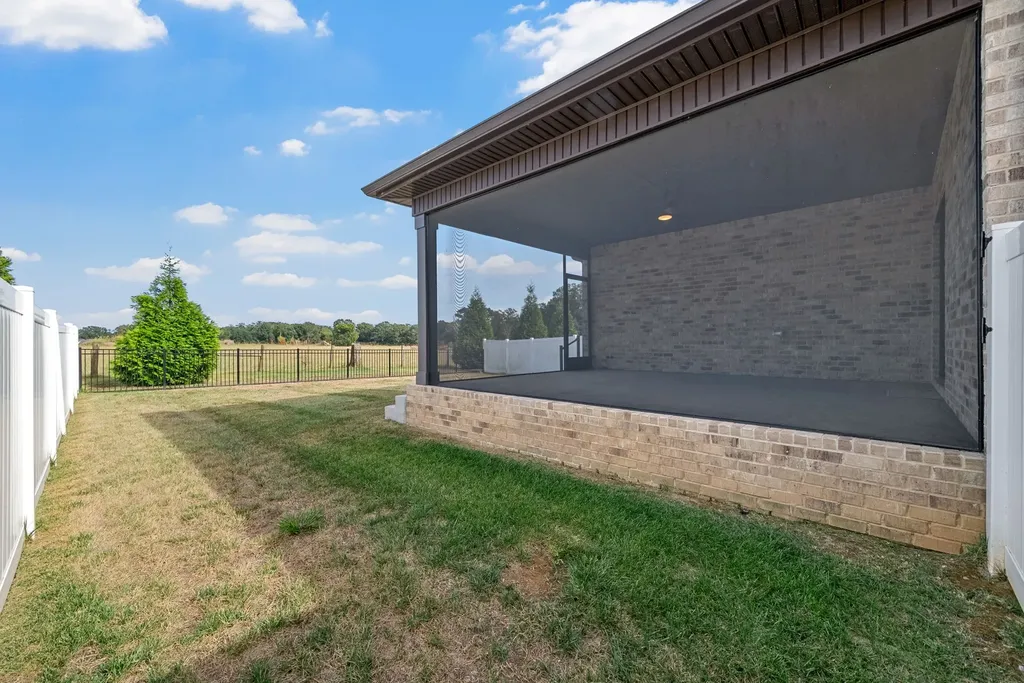 1049 Veridian Drive Clarksville TN 37043