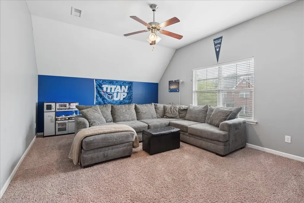 400 Stratford Park Boulevard Gallatin TN 37066
