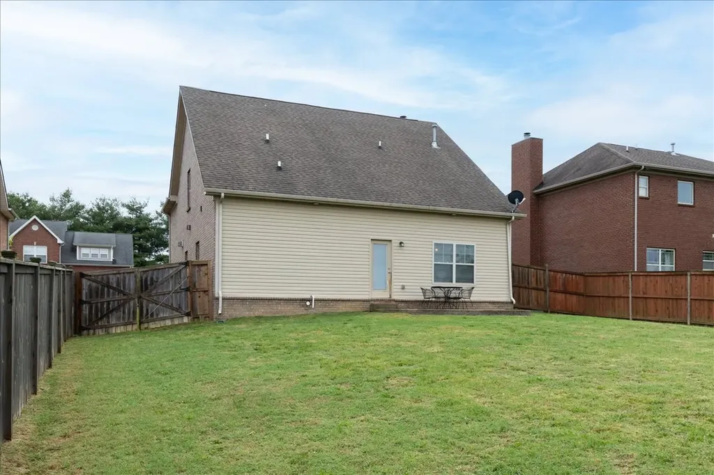 400 Stratford Park Boulevard Gallatin TN 37066