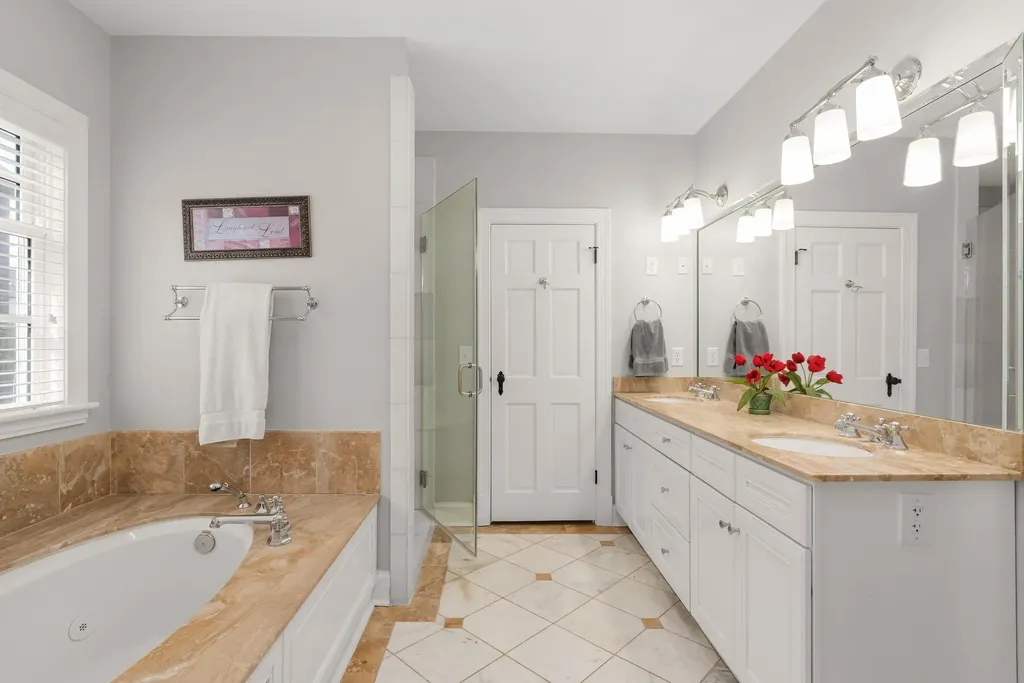 3611 Woodmont Boulevard Nashville TN 37215