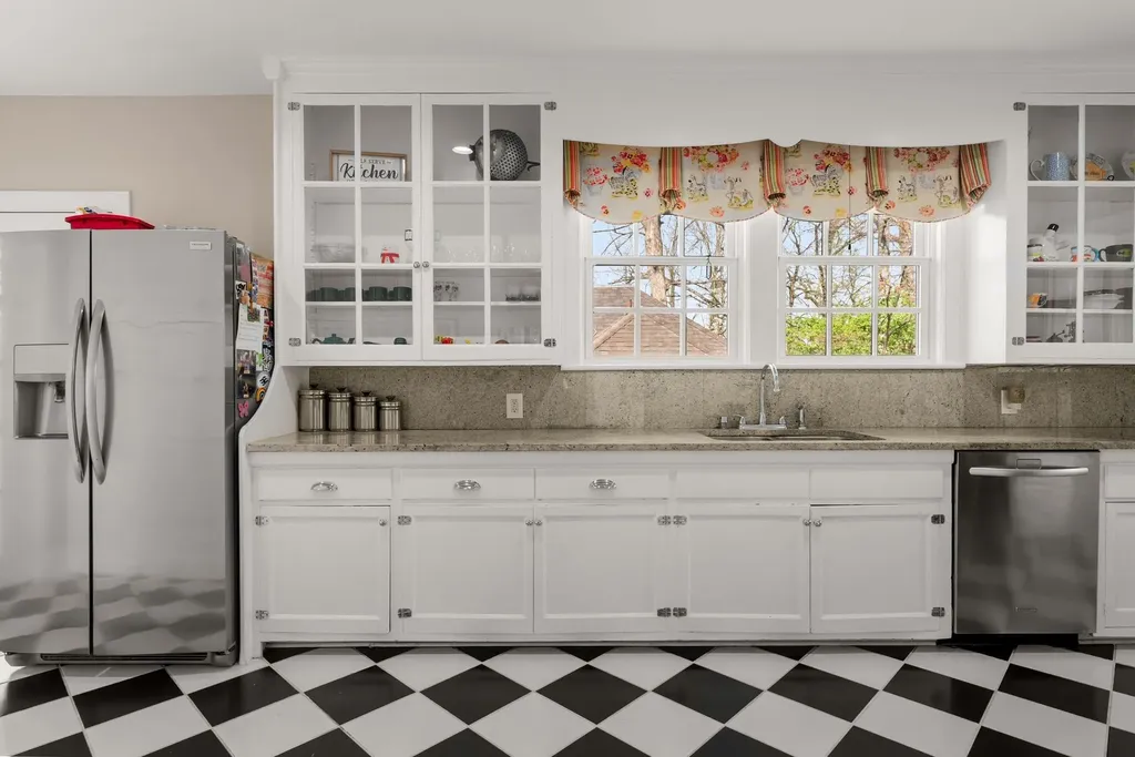 3611 Woodmont Boulevard Nashville TN 37215