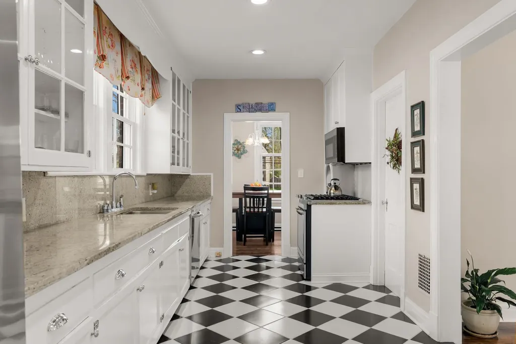 3611 Woodmont Boulevard Nashville TN 37215