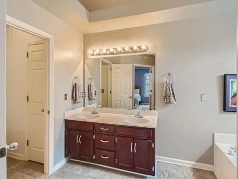 2513 Edinburgh Street Old Hickory TN 37138
