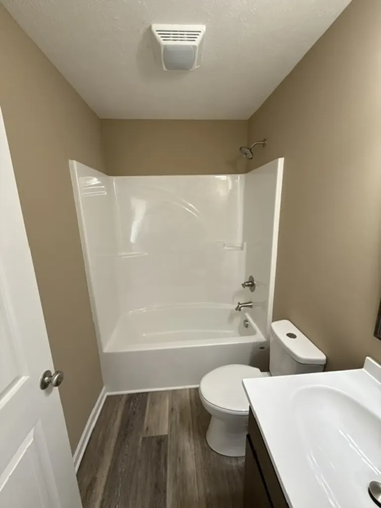 2 Chastain St, W Tullahoma TN 37388
