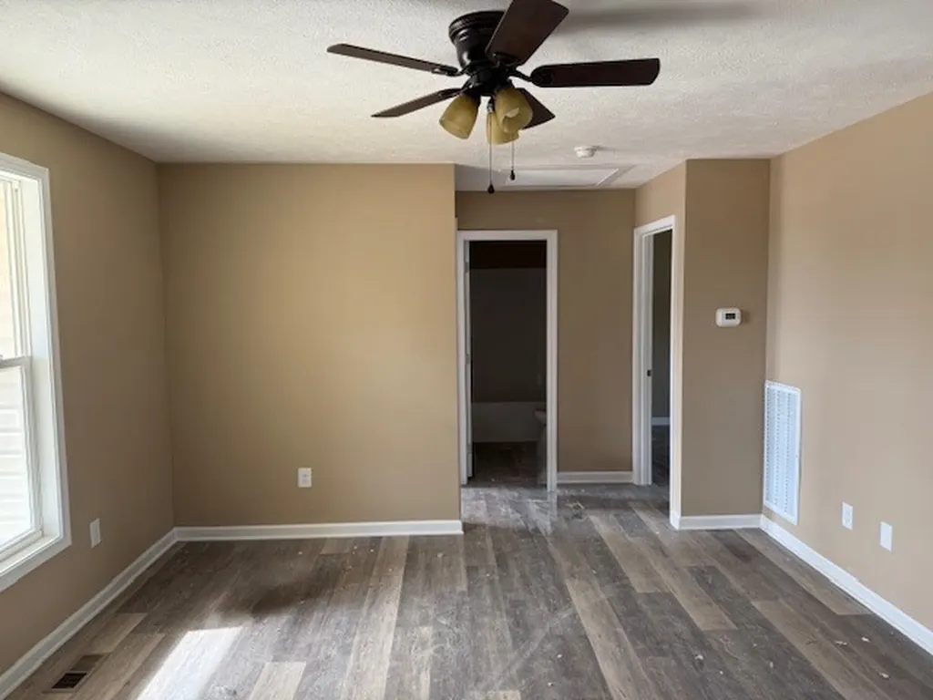 2 Chastain St, W Tullahoma TN 37388